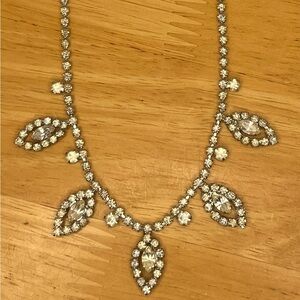 Elegant Silver Necklace with Crystal Accents